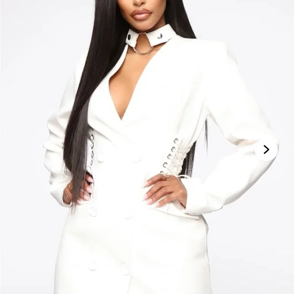 Boardin' Jets Blazer Dress - White a Fashion Nova x Cardi B collab - Picture 5 of 7